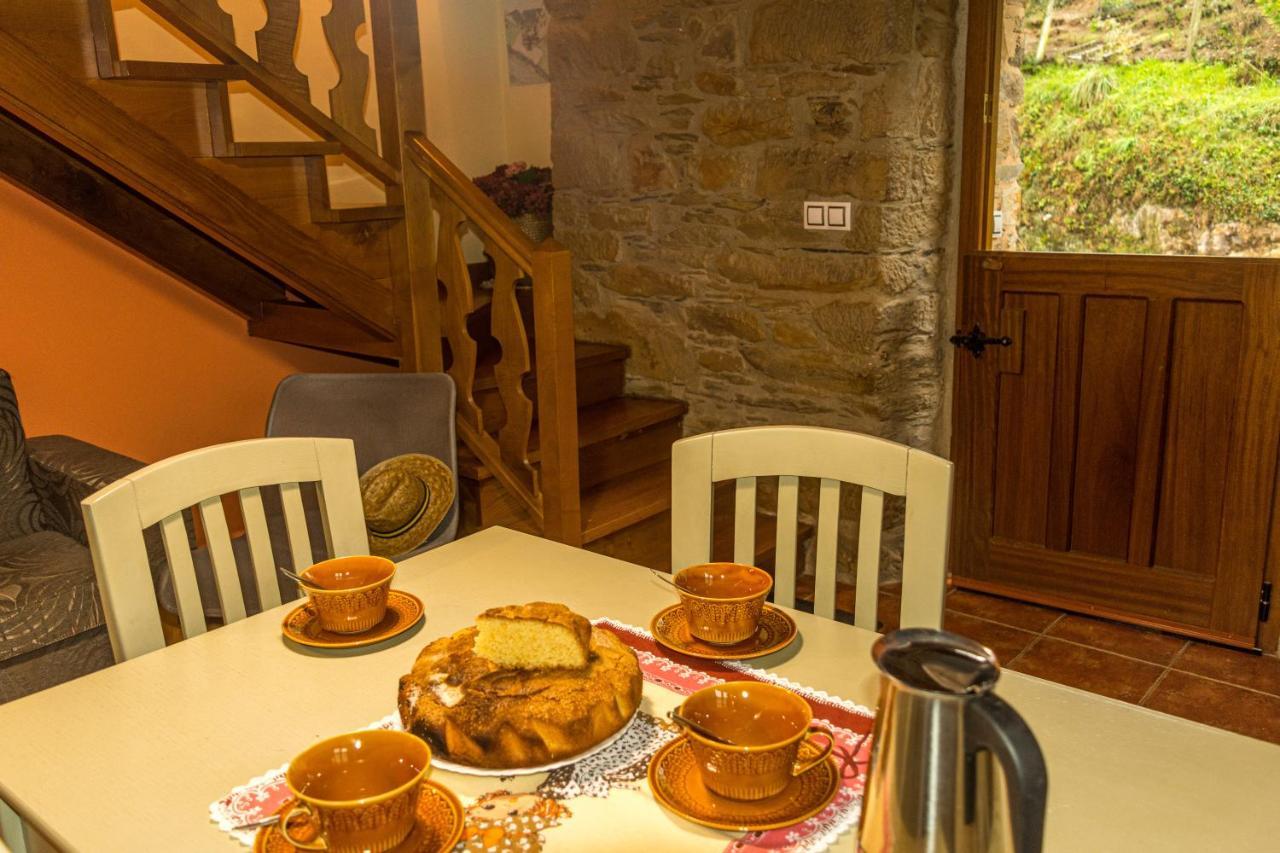 Apartamentos Rurales Tia Vicenta サンタ・エウラリア・デ・オスコス エクステリア 写真