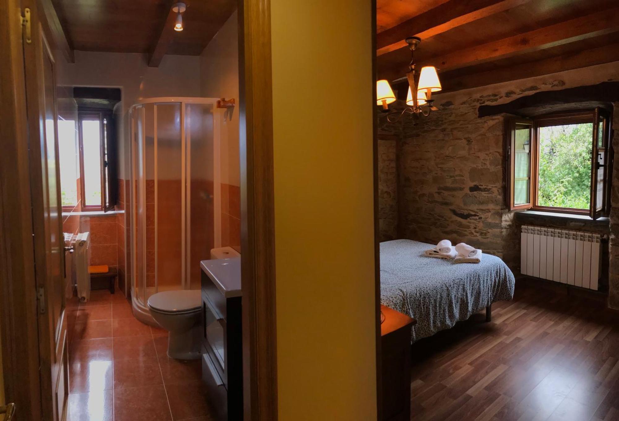 Apartamentos Rurales Tia Vicenta サンタ・エウラリア・デ・オスコス エクステリア 写真