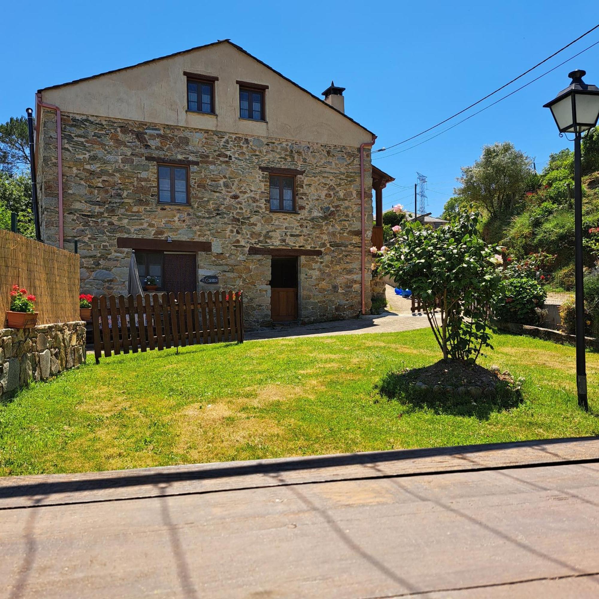 Apartamentos Rurales Tia Vicenta サンタ・エウラリア・デ・オスコス エクステリア 写真